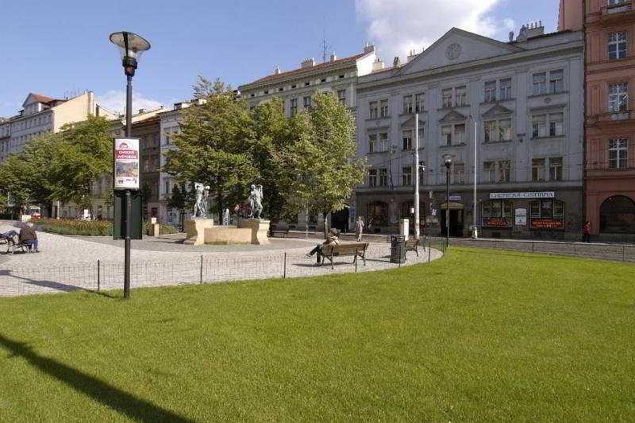 Hostel Junior Prague Ngoại thất bức ảnh