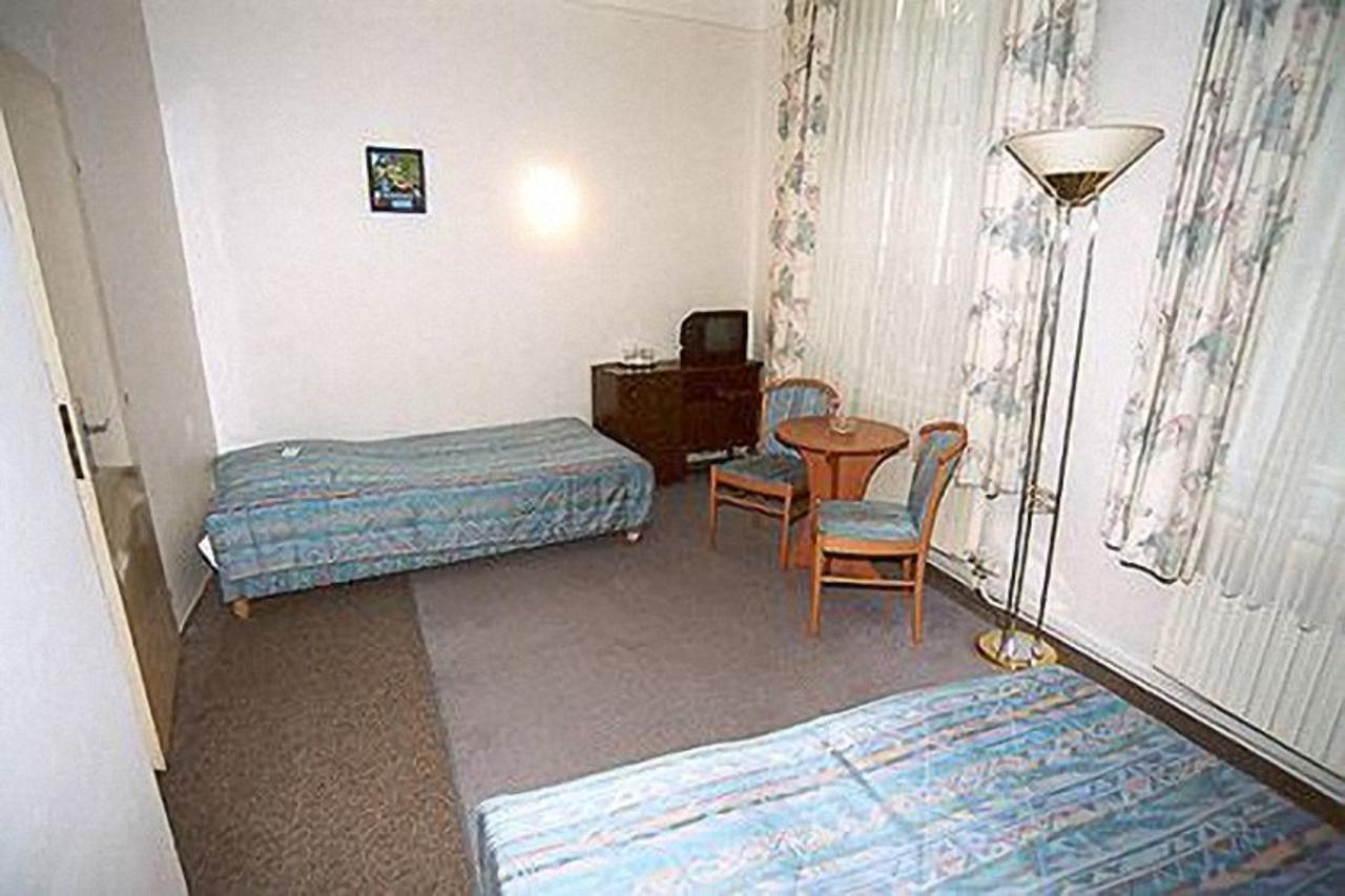Hostel Junior Prague Ngoại thất bức ảnh