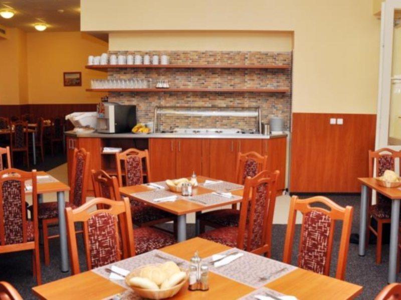 Hostel Junior Prague Ngoại thất bức ảnh